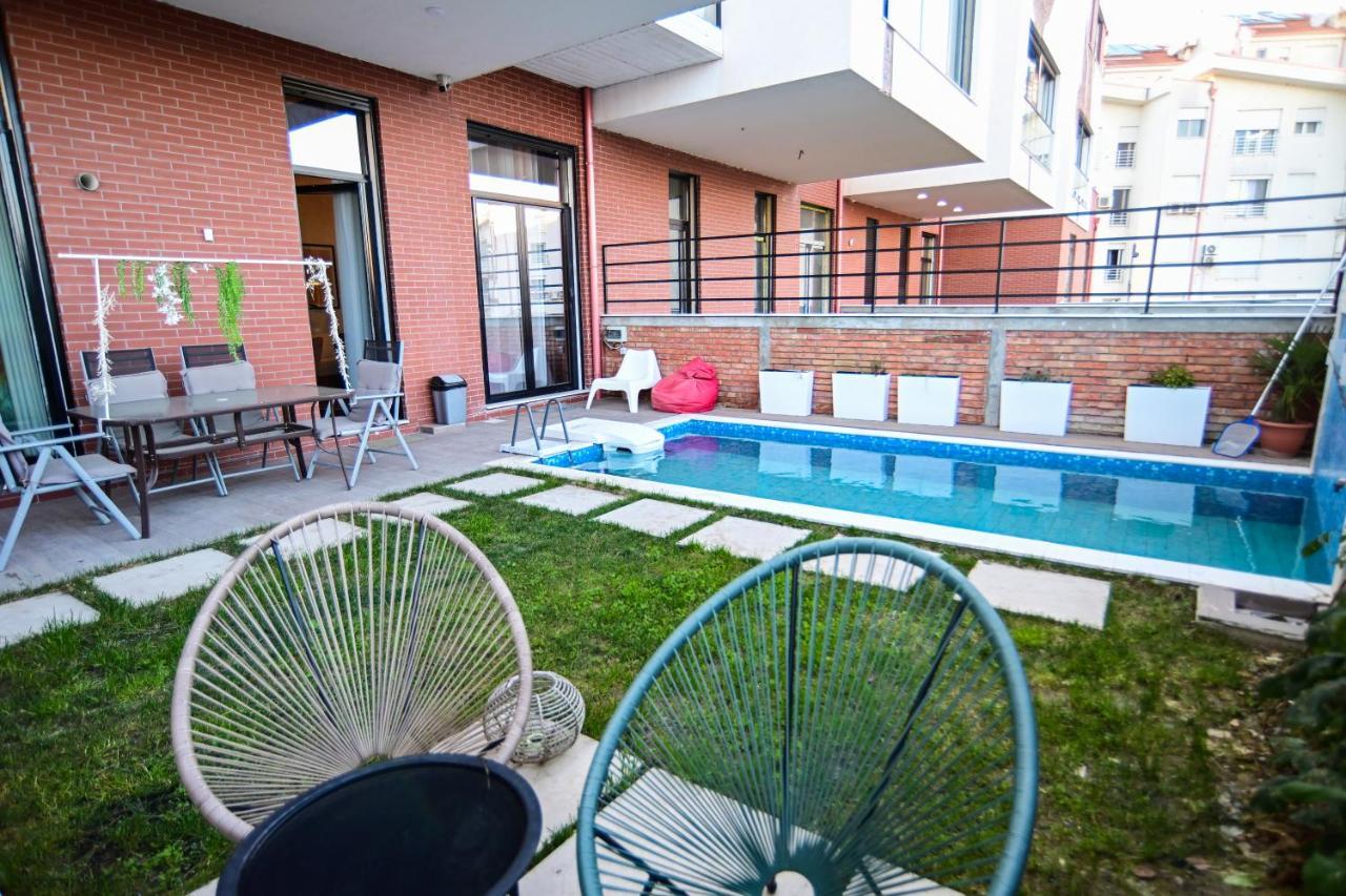 Stylish Two Bedroom House With Private Pool Tirana Bagian luar foto